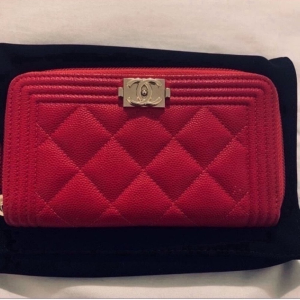 CHANEL | Wallet | Caviar Quilted Small | Dark Pink - Picture 5 of 13